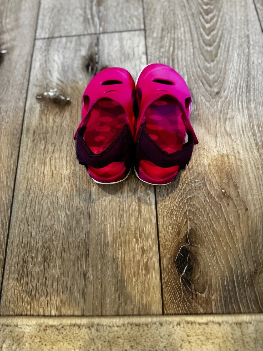 Nike soft slip